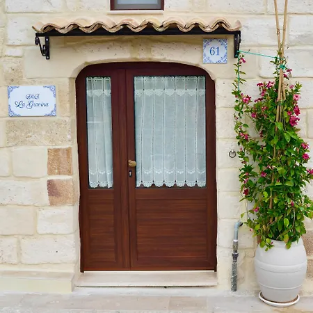 La Gravina Bed & Breakfast