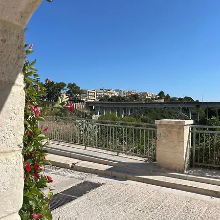 Bed & Breakfast La Gravina 3*